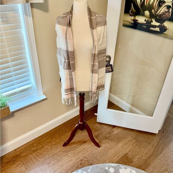 Burberry Plaid Wool Scarf Fringe Scarf - Picture 2 of 3